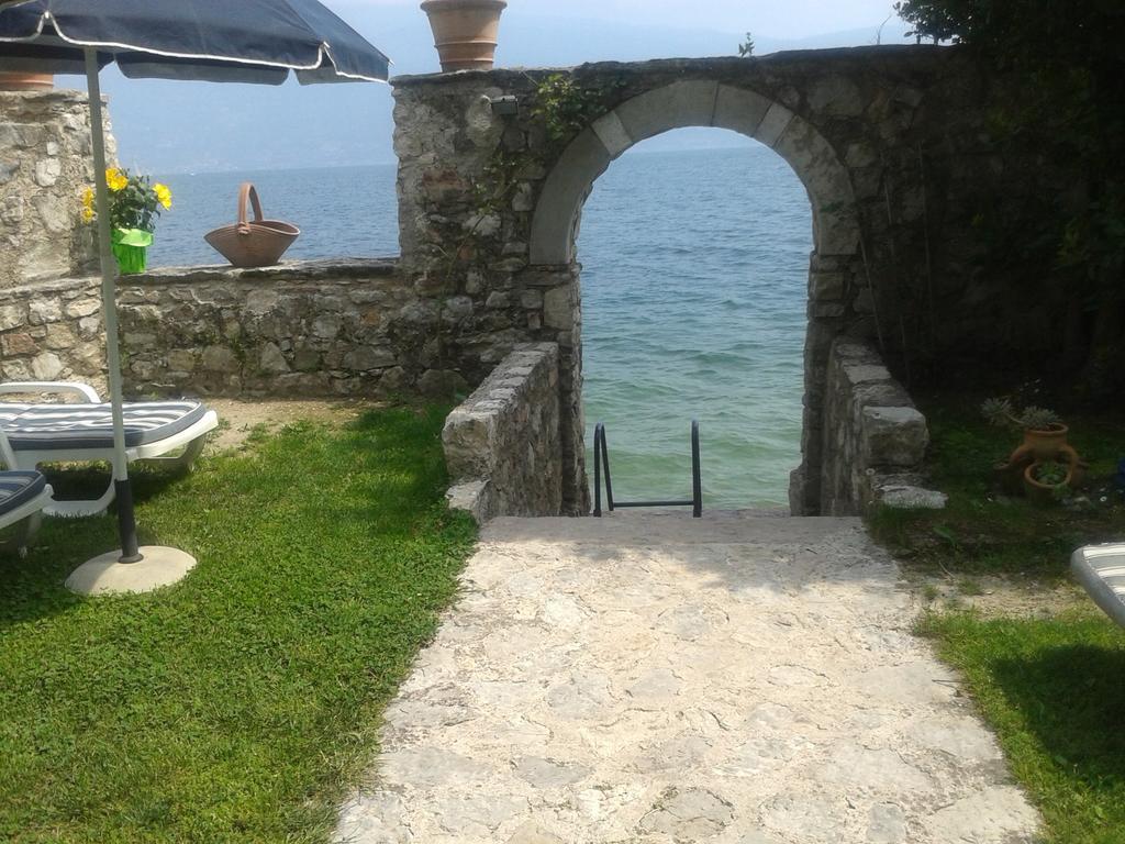 Villa Residence La Limonaia Gargnano Kamer foto