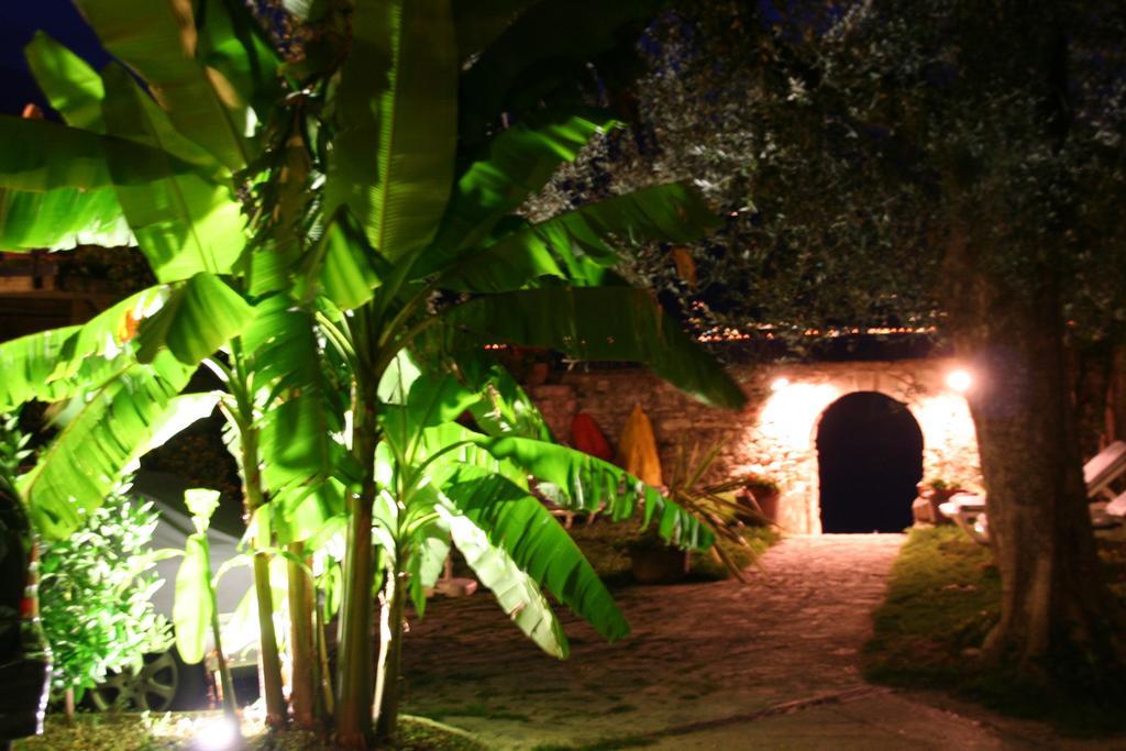 Villa Residence La Limonaia Gargnano Kamer foto
