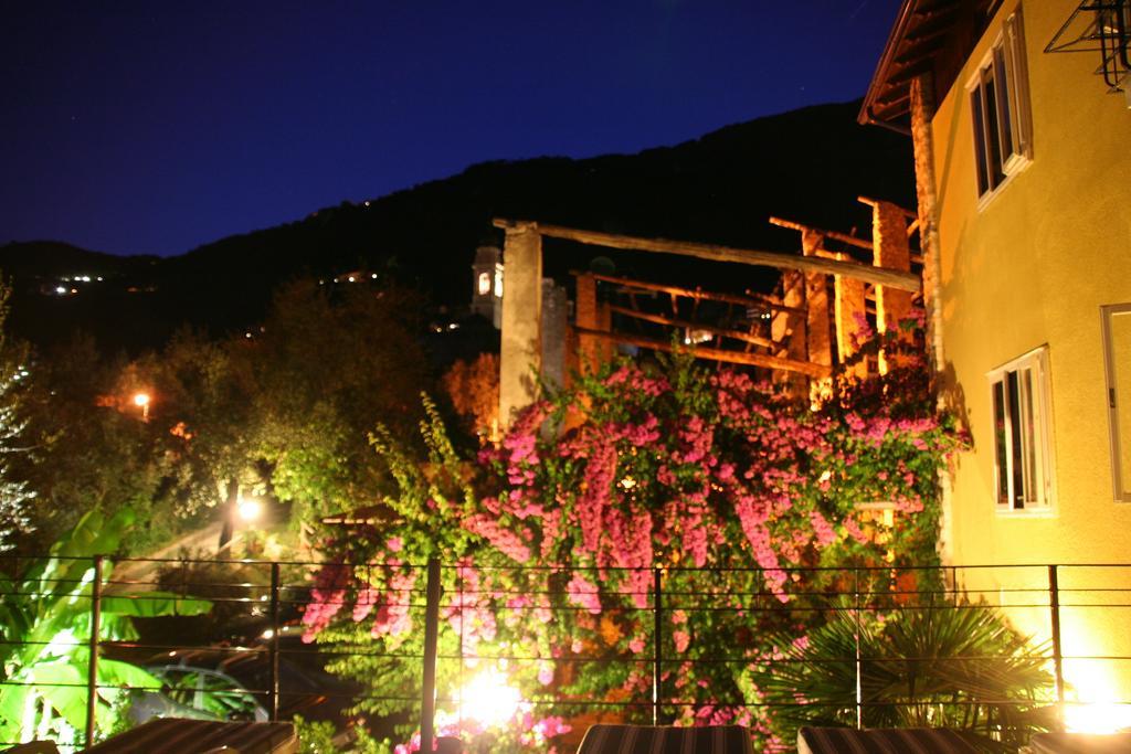 Villa Residence La Limonaia Gargnano Kamer foto